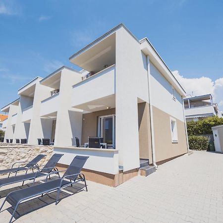 Apartments Lemon نوفاليا المظهر الخارجي الصورة
