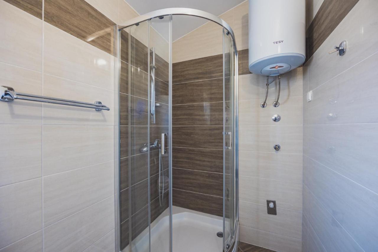 Apartments Lemon نوفاليا المظهر الخارجي الصورة